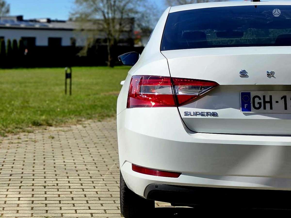 Skoda Superb, 2.0 l., hatchback