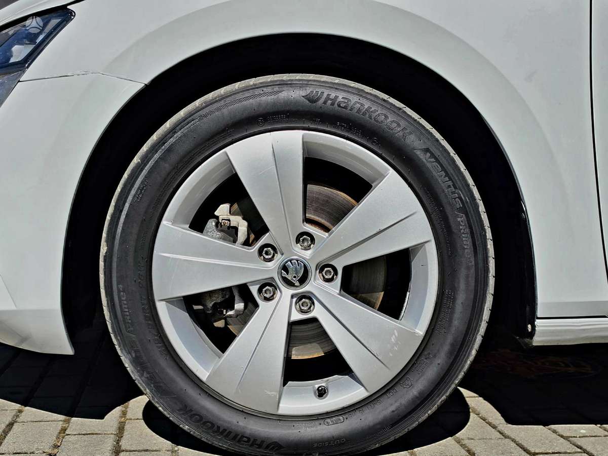 Skoda Superb, 2.0 l., hatchback