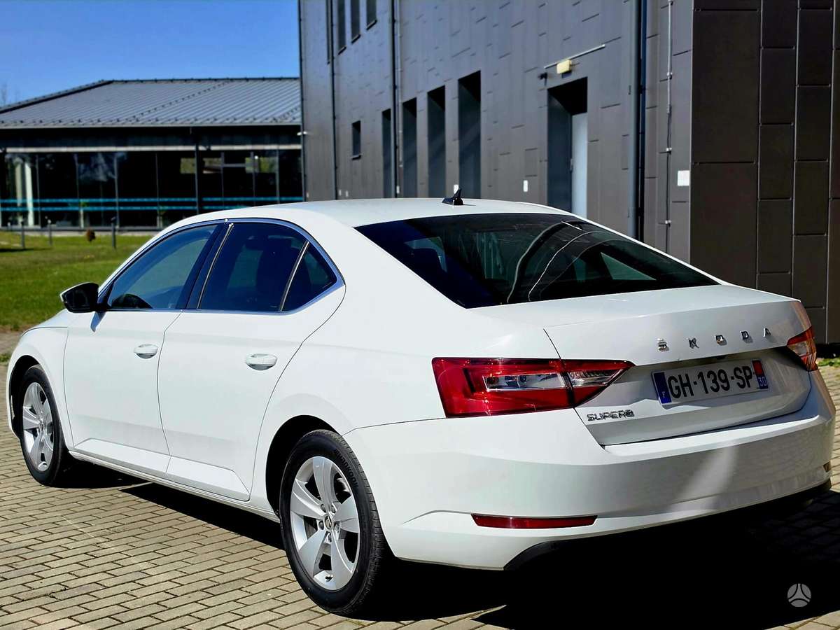 Skoda Superb, 2.0 l., hatchback