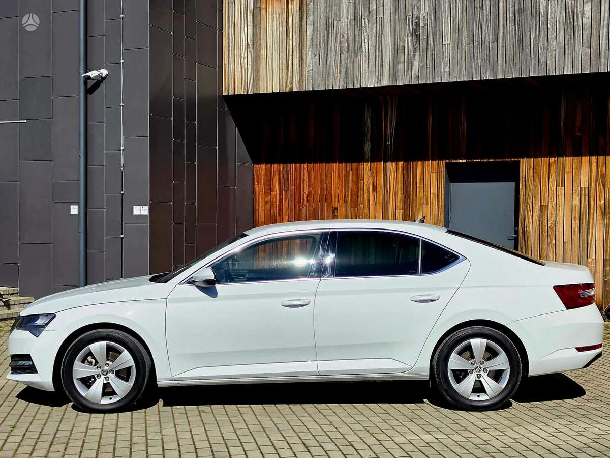 Skoda Superb, 2.0 l., hatchback