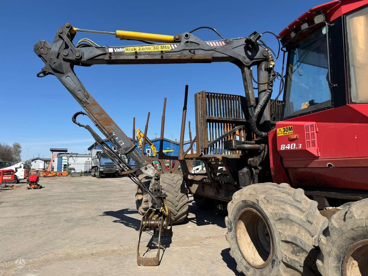 Valmet 840.3, форвардеры