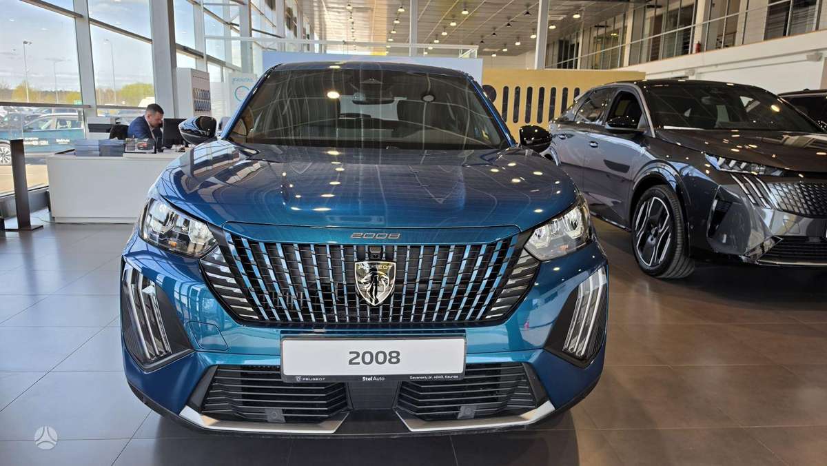 Peugeot 2008 - 8