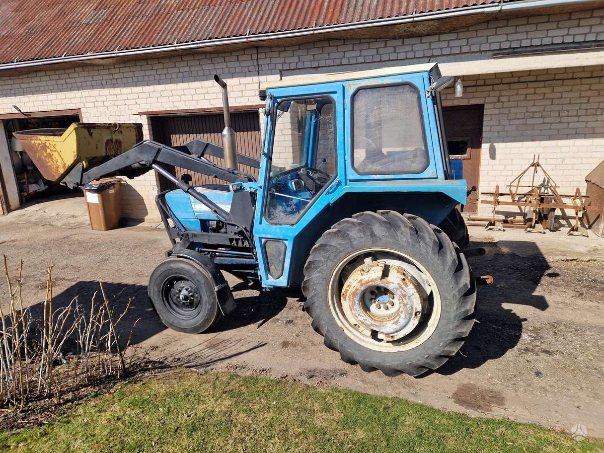 Ford 3000, tractors