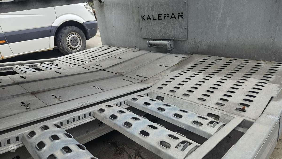 -Kita- Kalepar KLP 2Y, auto transporter