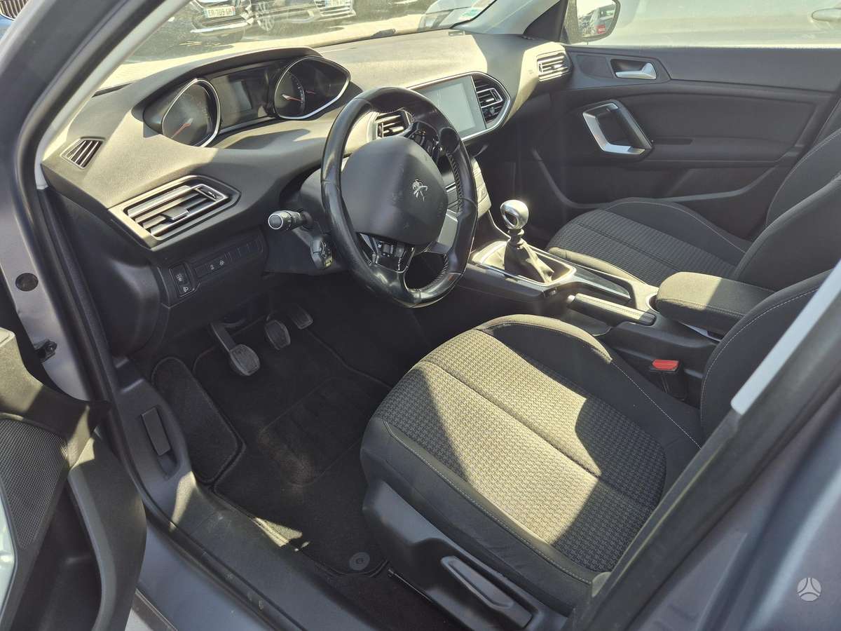 Peugeot 308, 1.5 l., Универсал
