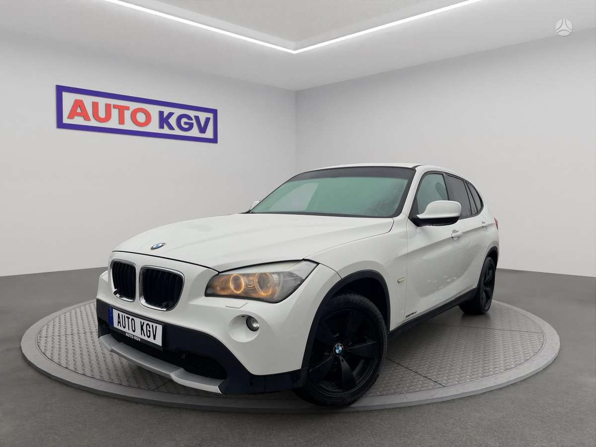 BMW X1, 2011