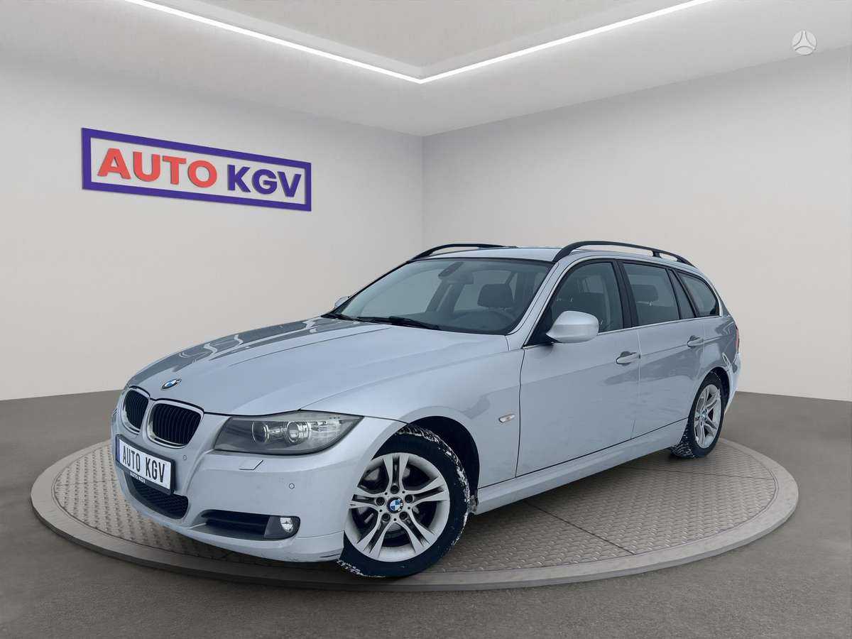 BMW 318, 2010