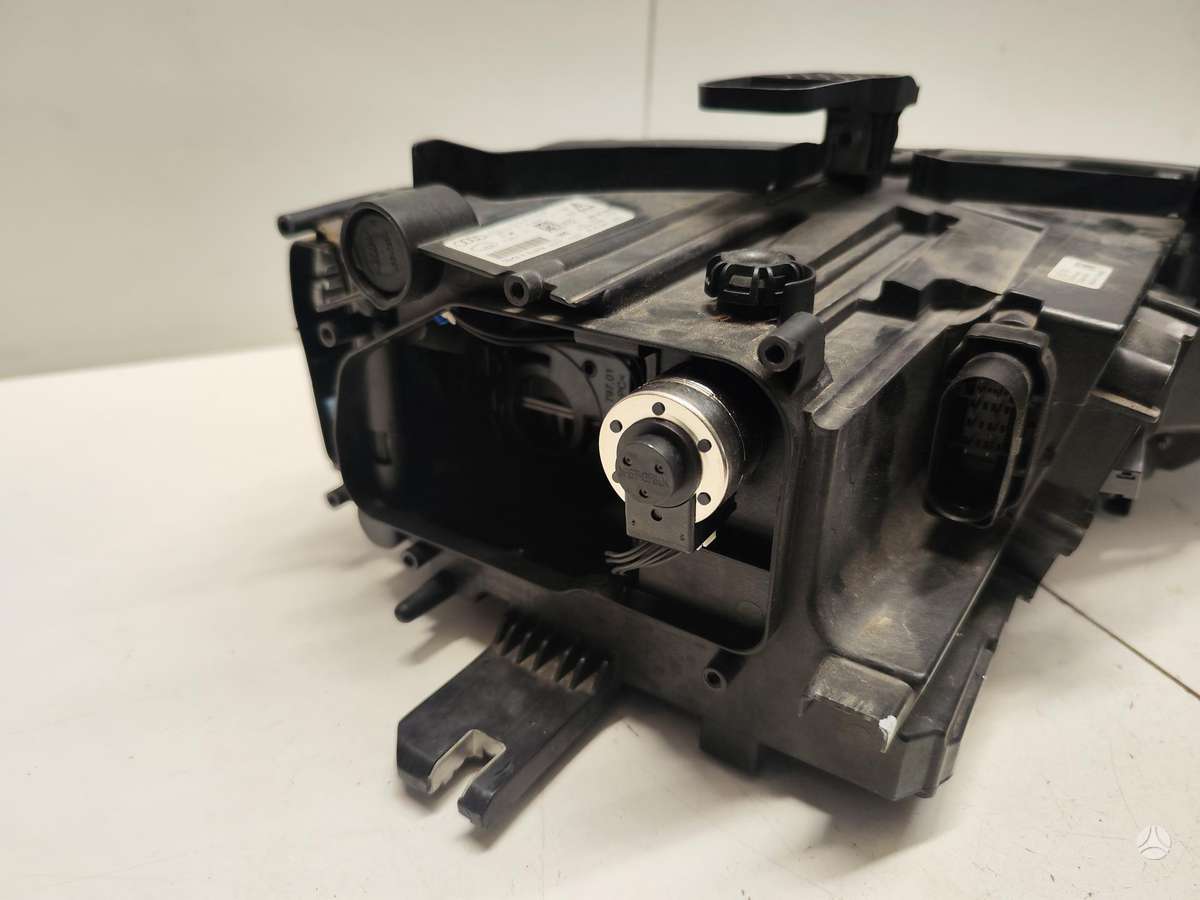 Audi Q3, 8u0941033