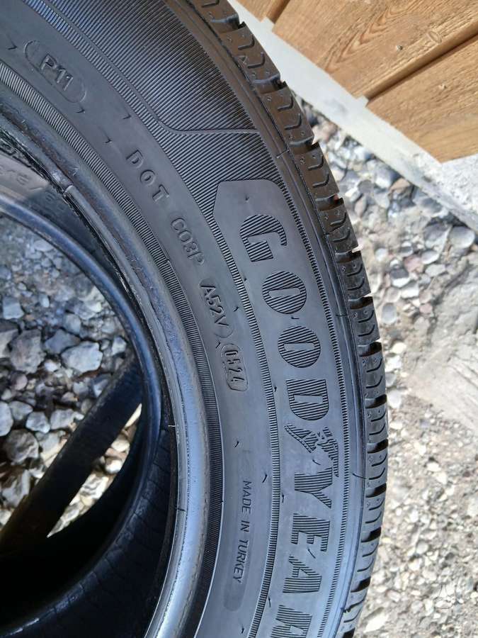 Goodyear, летние 215/60 R17