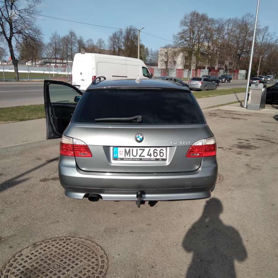 BMW 520, 2.0 l., wagon