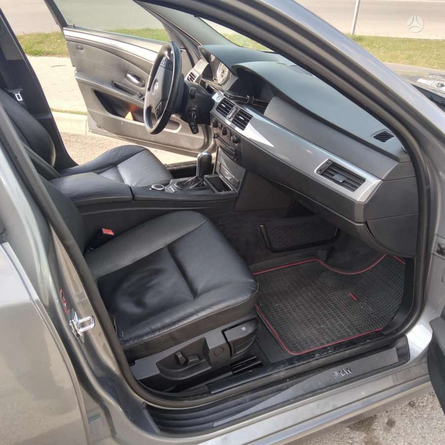 BMW 520, 2.0 l., wagon