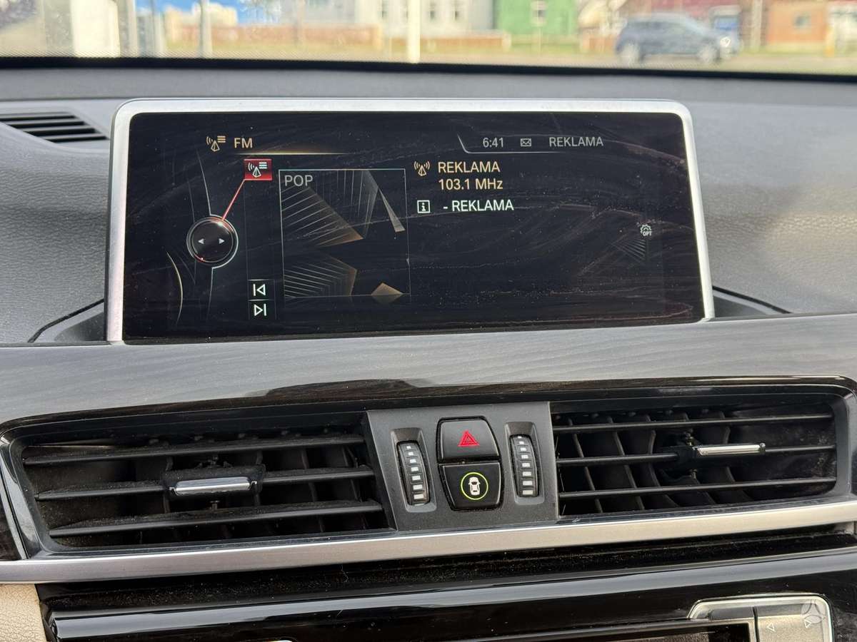 BMW X1, 2.0 l., Минивэн