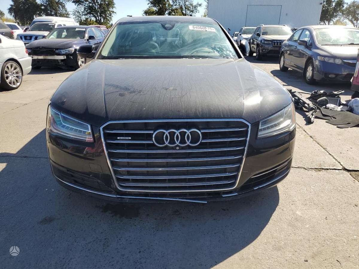 Audi A8, 3.0 l., Седан