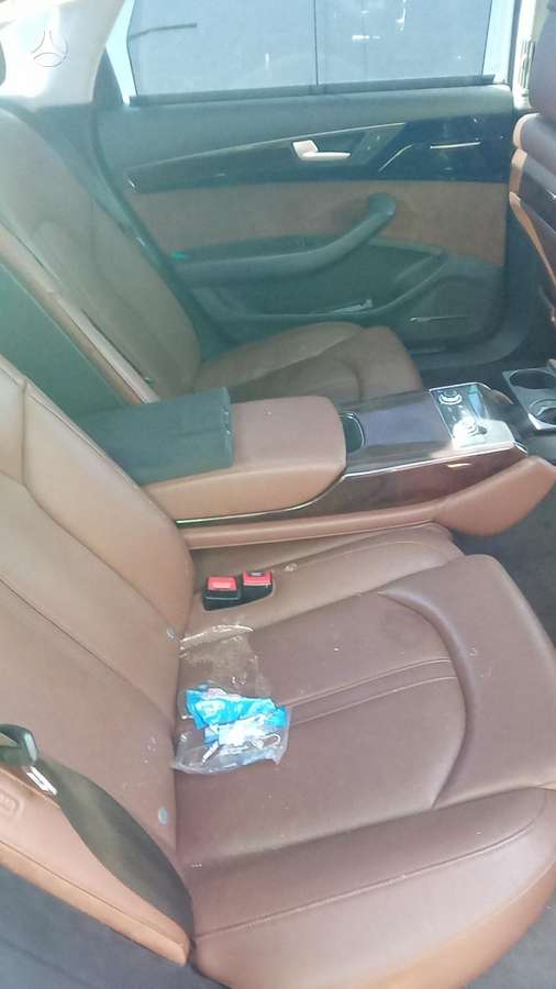 Audi A8, 3.0 l., Седан