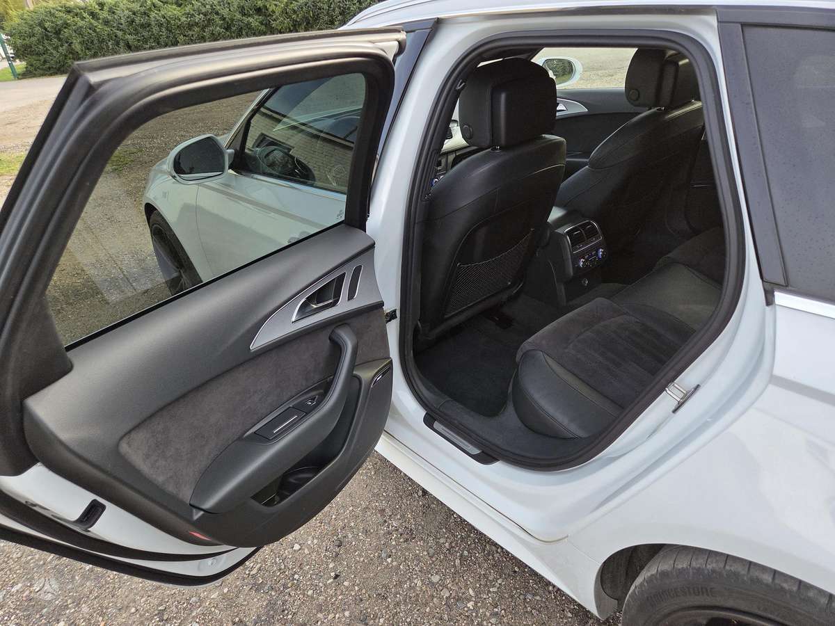 Audi A6, 3.0 l., universalas