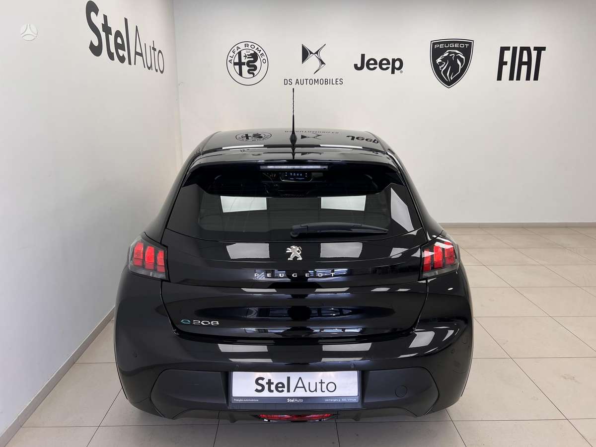 Peugeot 208 - 7