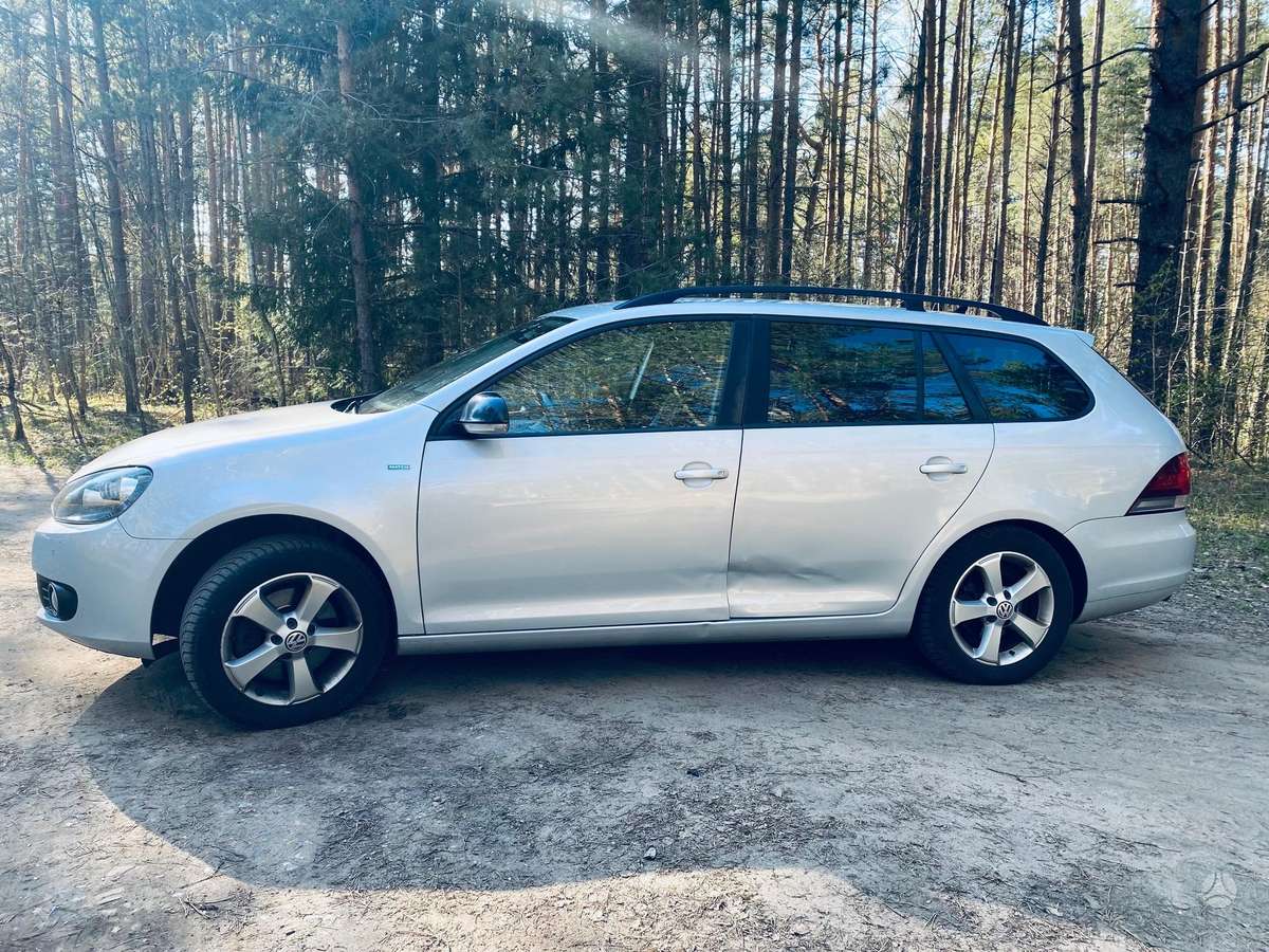 Volkswagen Golf - 3