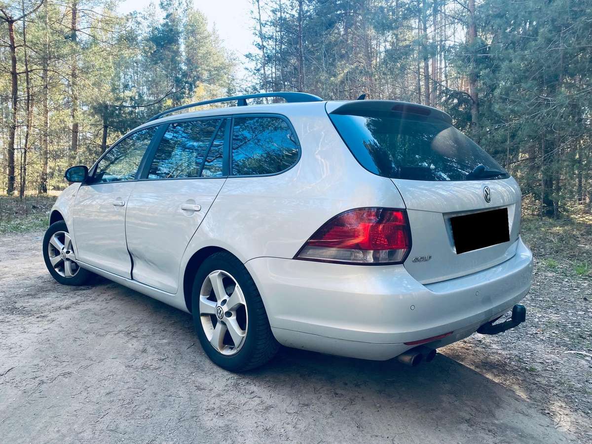 Volkswagen Golf - 4