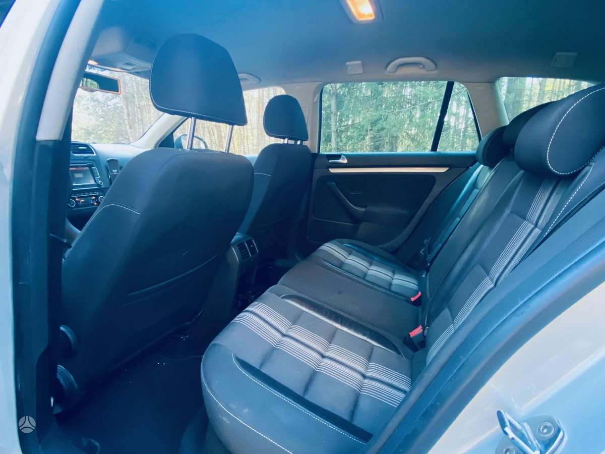 Volkswagen Golf - 7