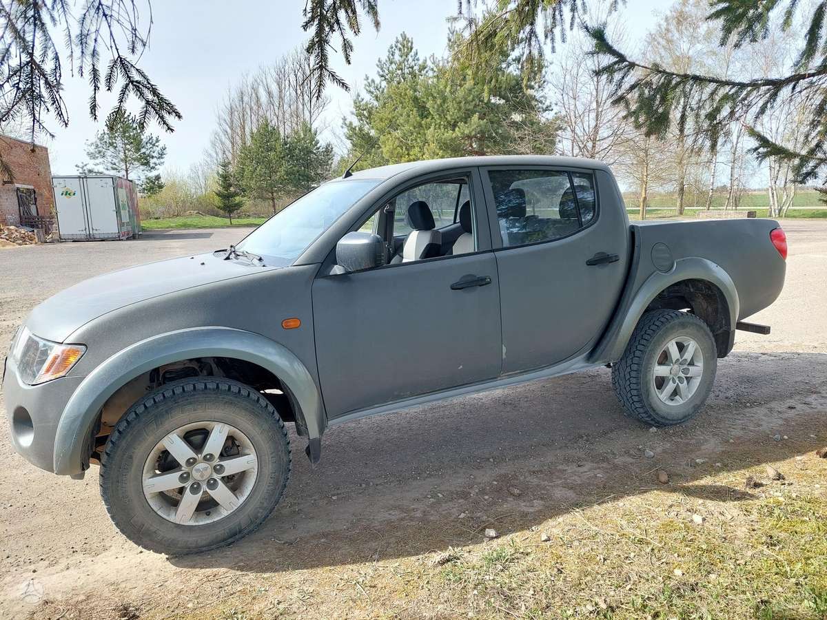 Mitsubishi L200, 2006