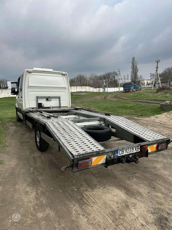 Volkswagen Crafter, auto transporters