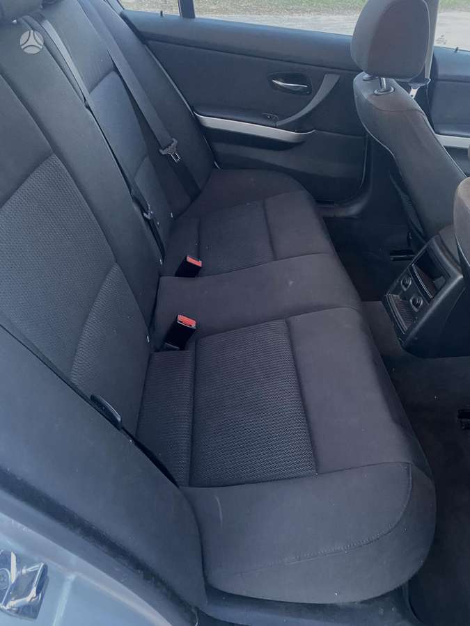 BMW 318, 2.0 l., Седан