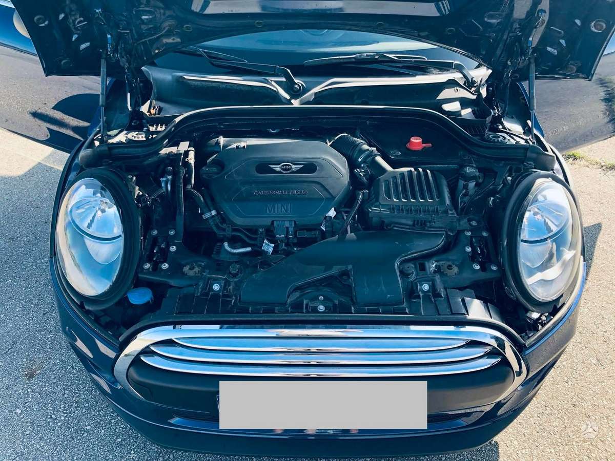 Mini Cooper, 1.5 l., Хэтчбек