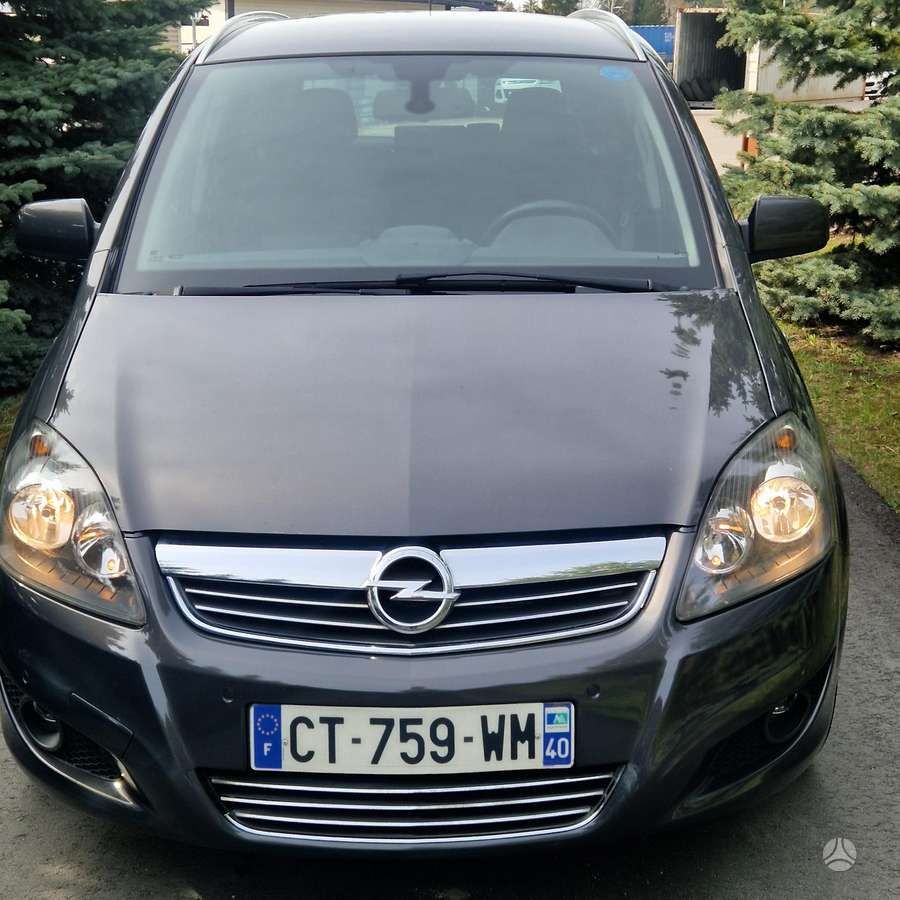Opel Zafira, 2013
