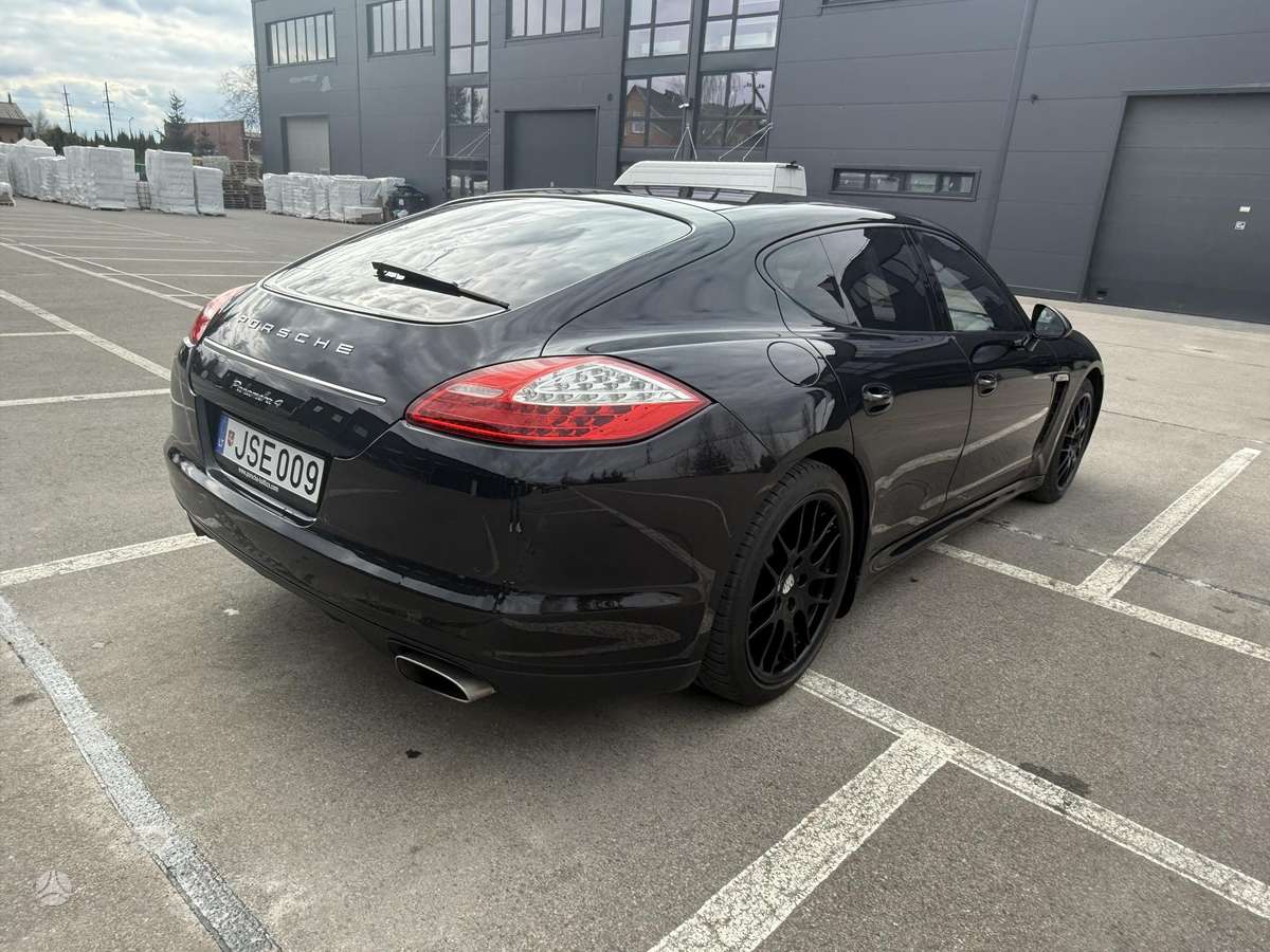 Porsche Panamera, 3.6 l., hatchback
