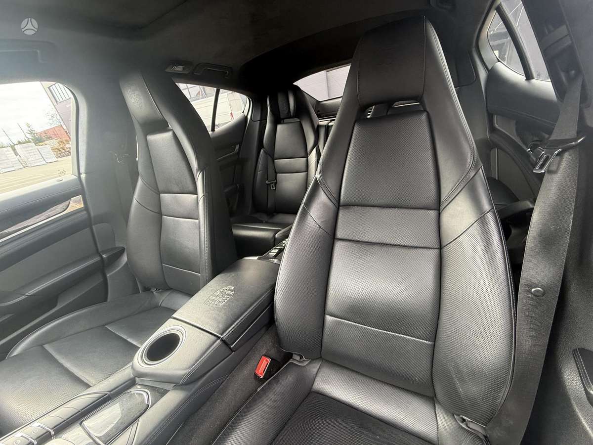 Porsche Panamera, 3.6 l., hatchback