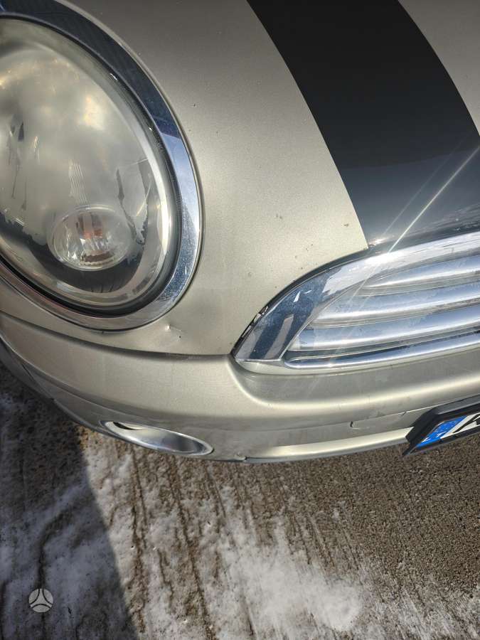 Mini Cooper, 1.6 l., hatchback