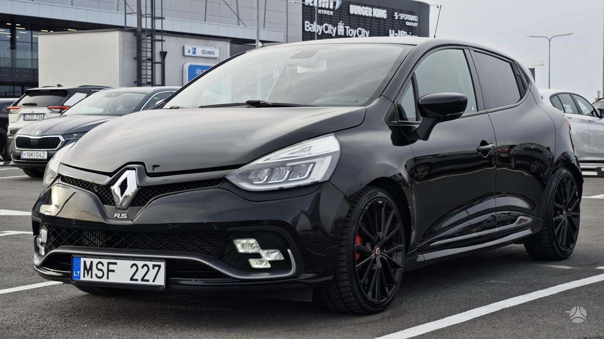 Renault Clio - 12