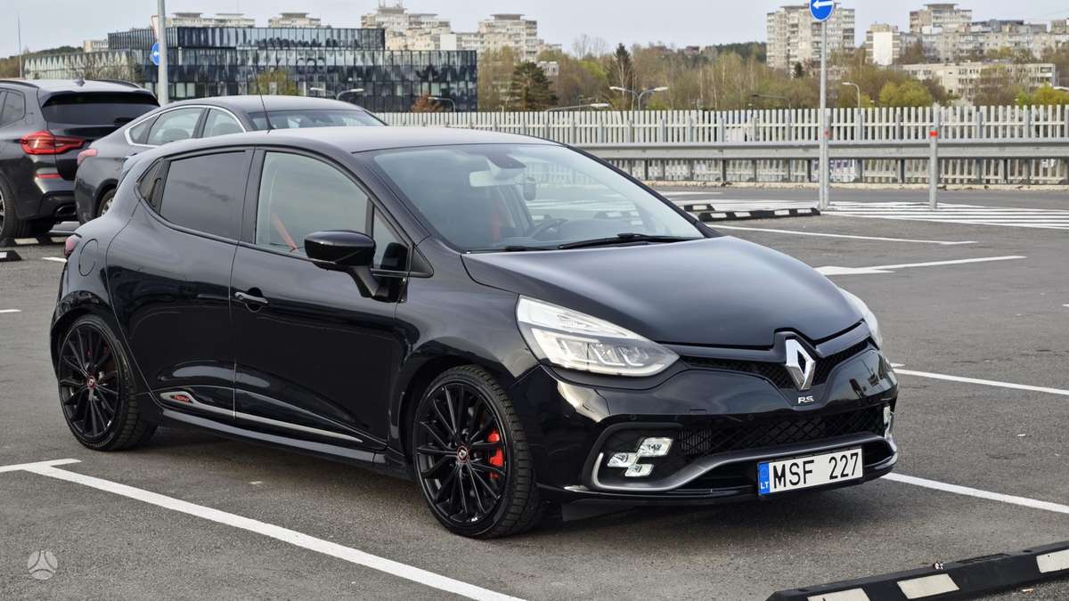 Renault Clio - 7