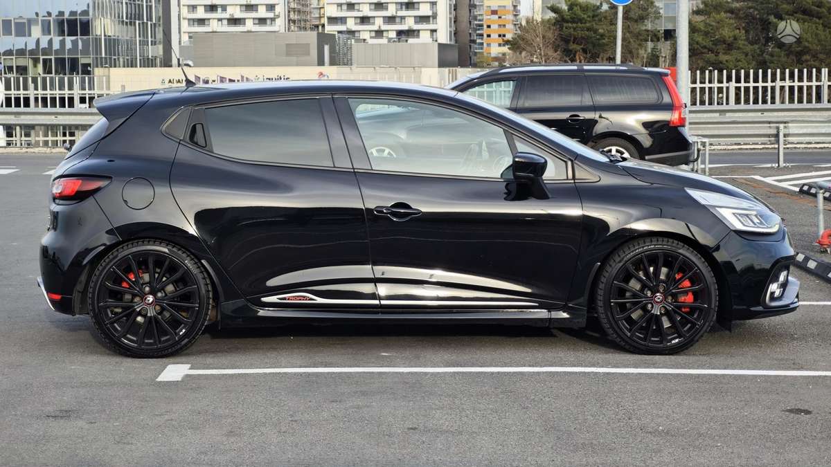 Renault Clio, 1.6 l., Хэтчбек