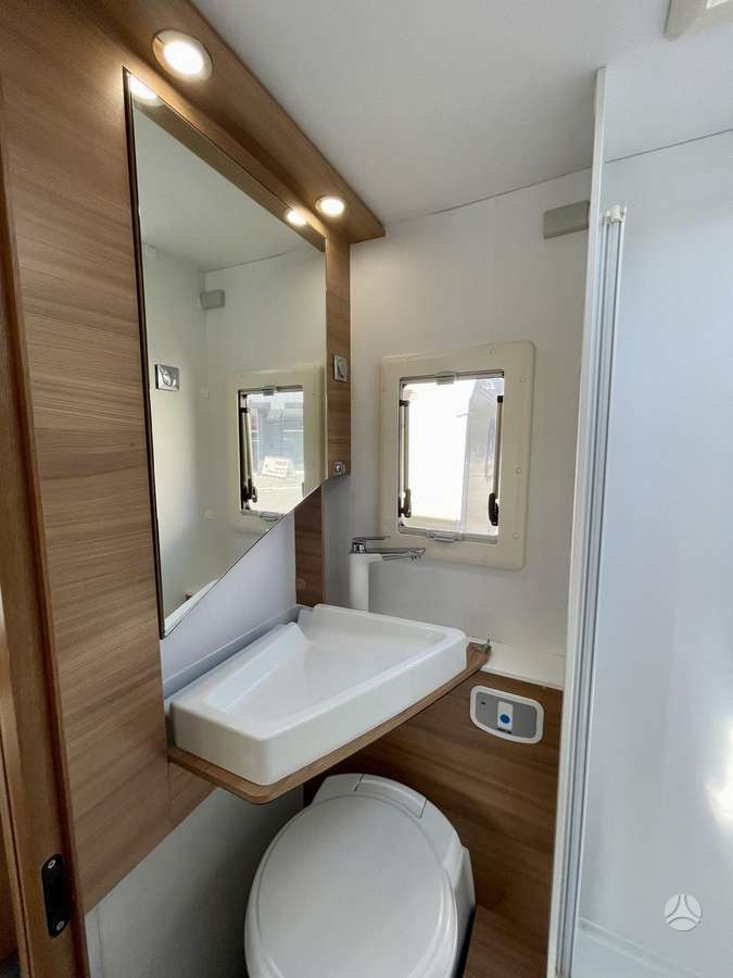 Adria Matrix 600 SP, campers