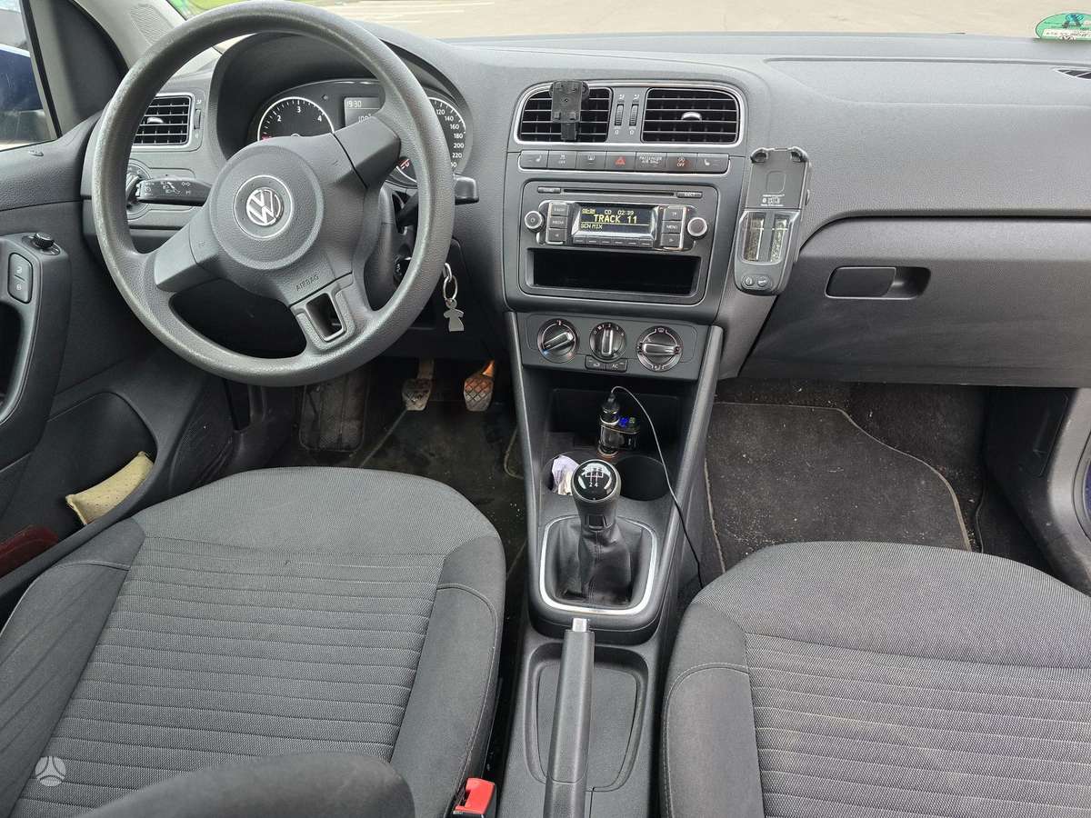 Volkswagen Polo - 5