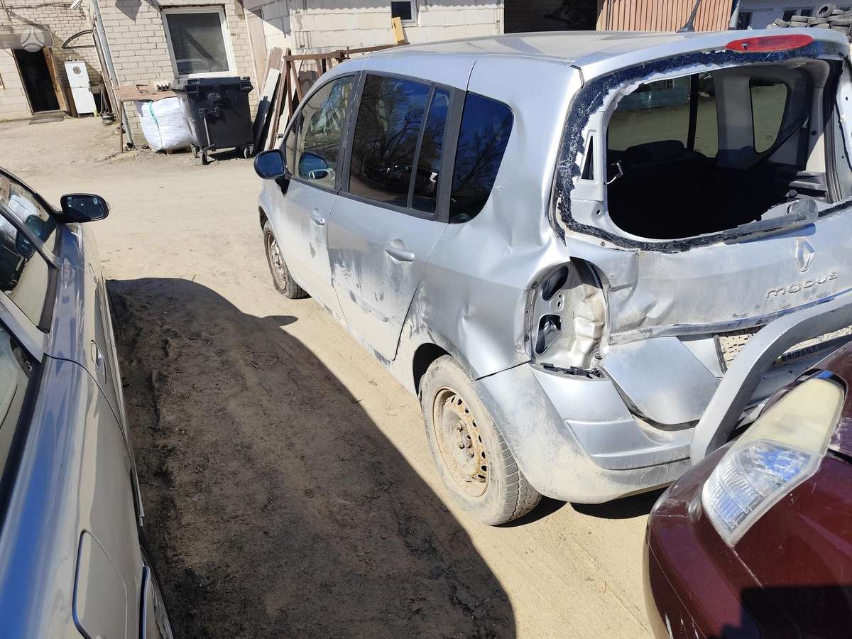 Renault Modus по частям