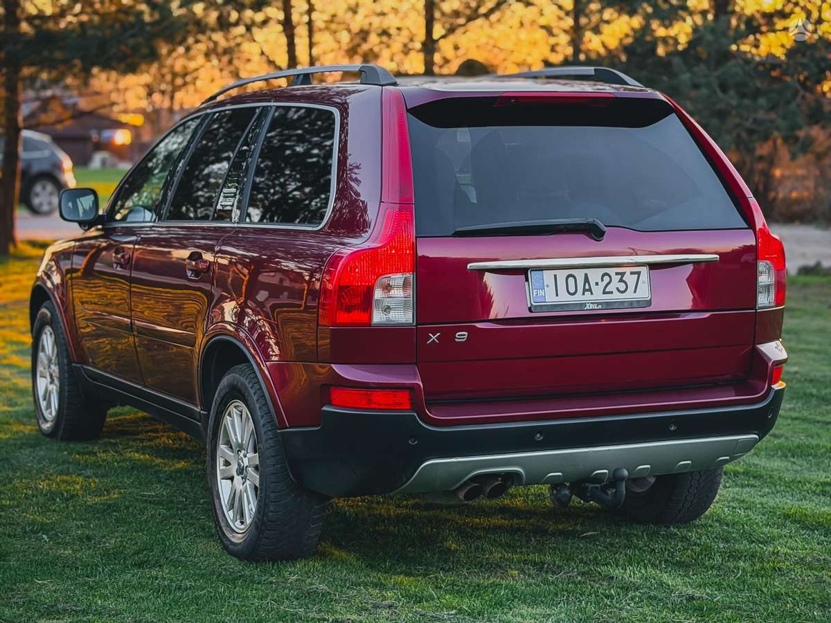 Volvo XC90 - 6