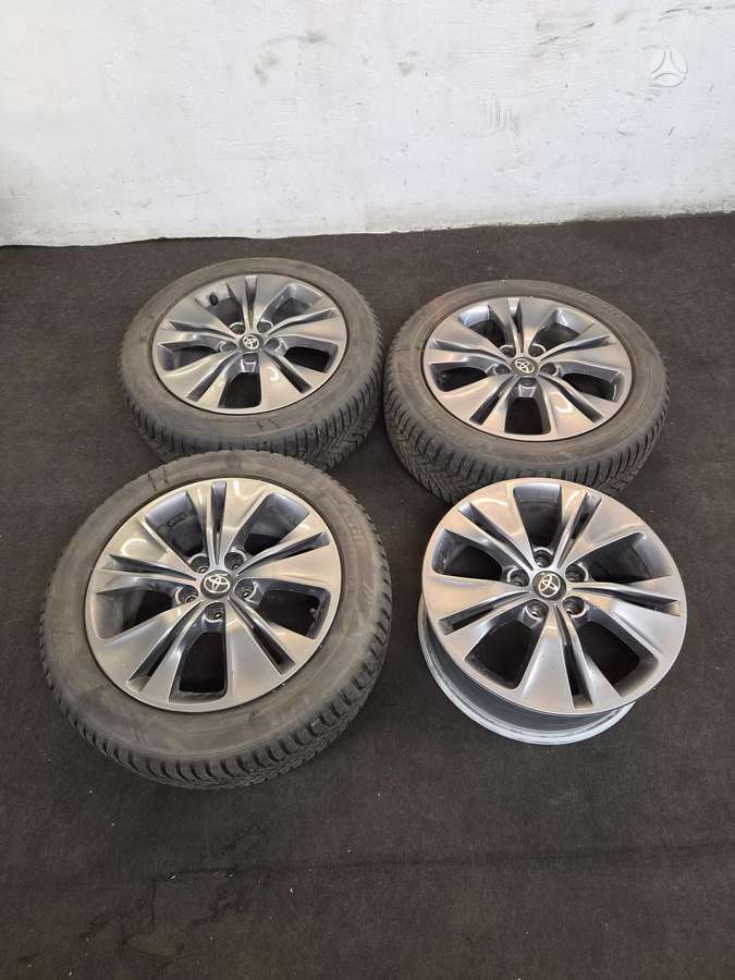 Toyota, lengvojo lydinio, R17