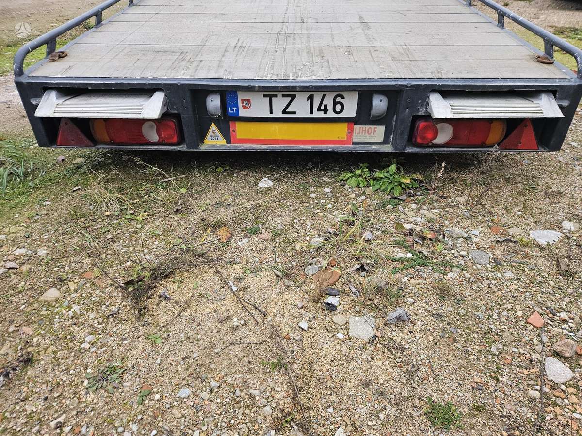 Tijhof, auto transporter