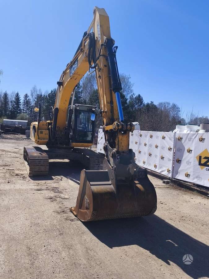 JCB JS200LC, ekskavatoriai