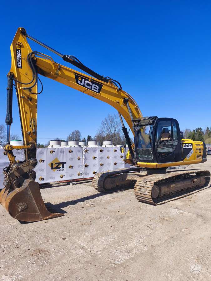 JCB JS200LC, ekskavatoriai