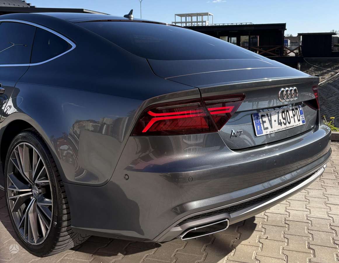 Audi A7, 3.0 l., hatchback