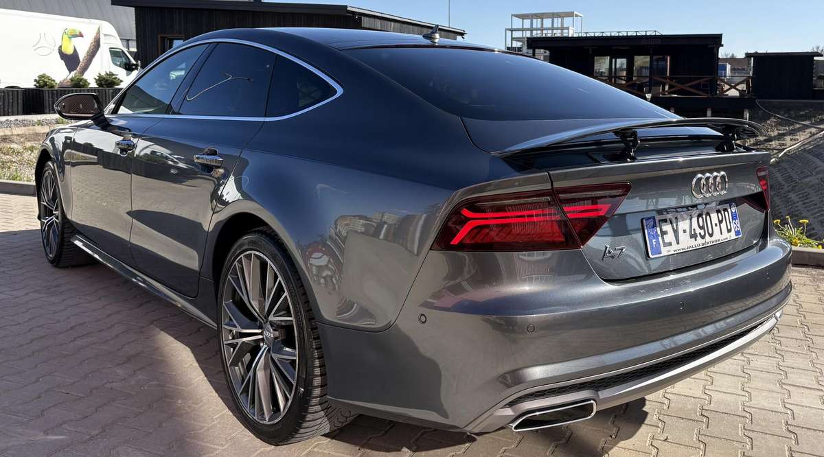 Audi A7, 3.0 l., hatchback