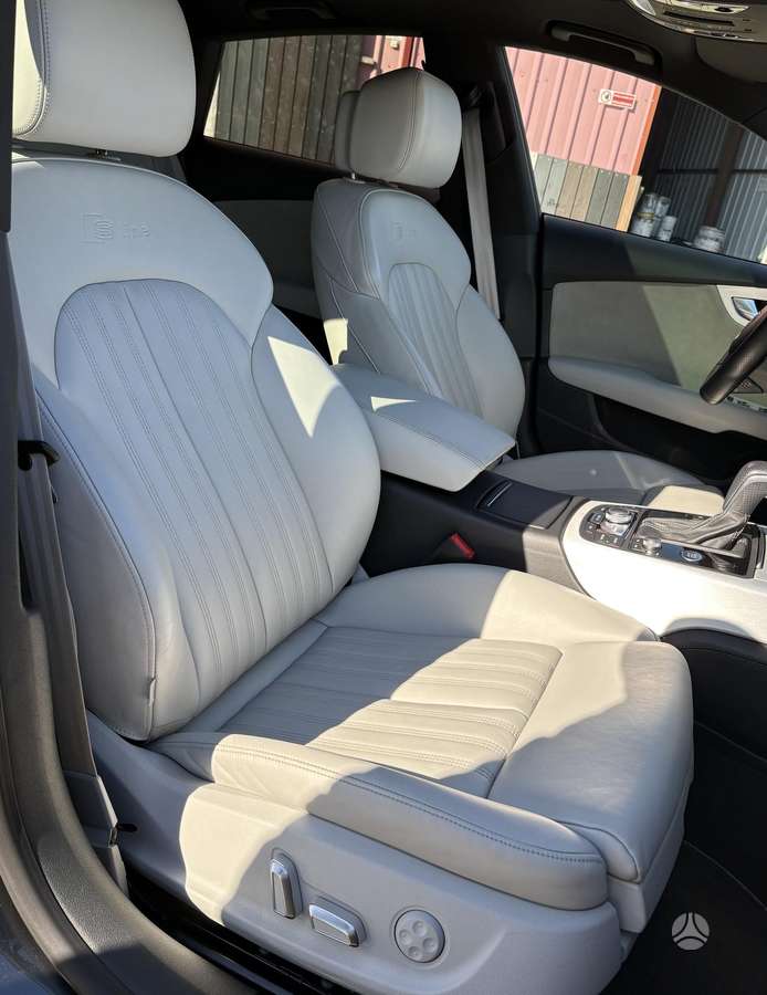 Audi A7, 3.0 l., hatchback