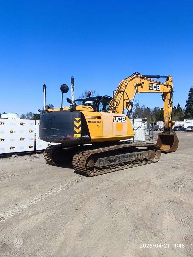 JCB JS210LC, excavator