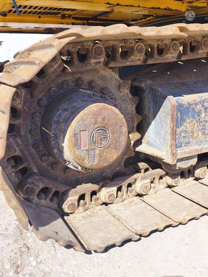 JCB JS210LC, ekskavatoriai