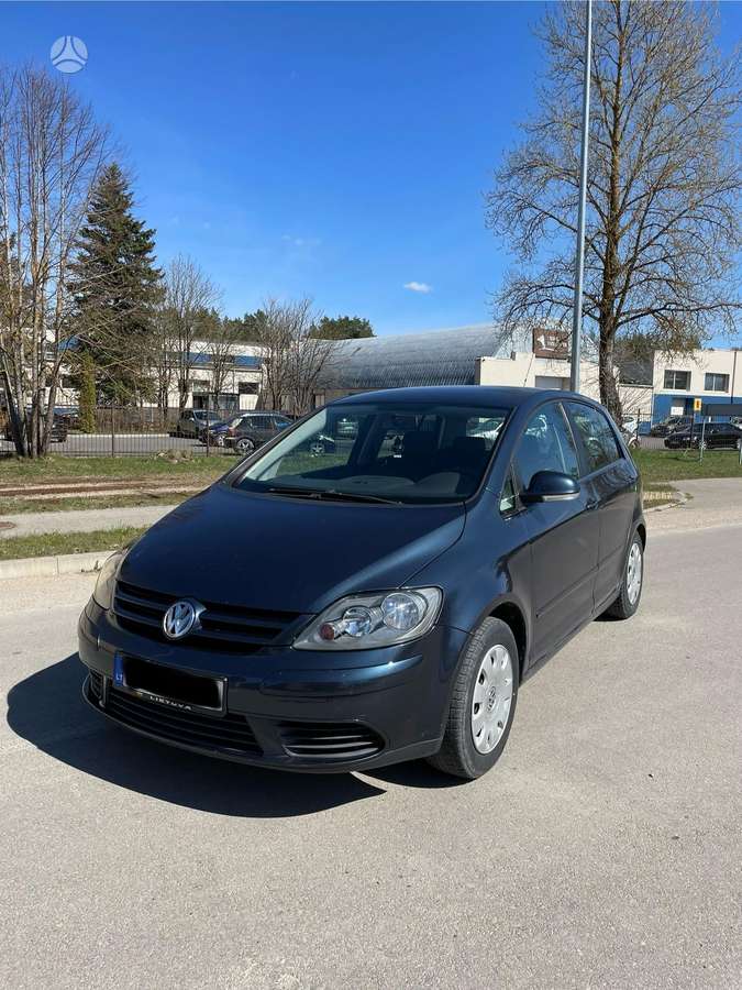 Volkswagen Golf Plus - 1