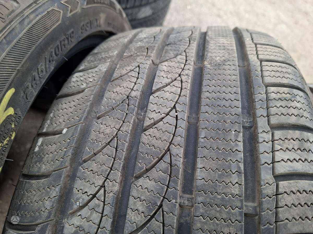 Tracmax, universalios 245/40 R19