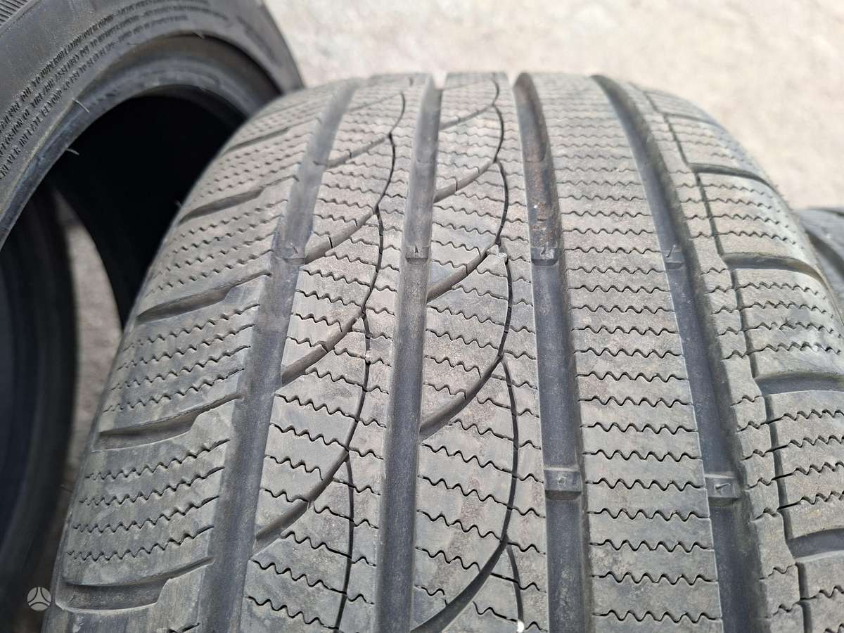 Tracmax, universalios 245/40 R19